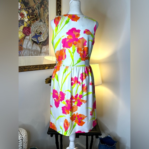 Gretchen Scott Jersey Date Night White Floral Dress Size Small - Picture 6 of 13